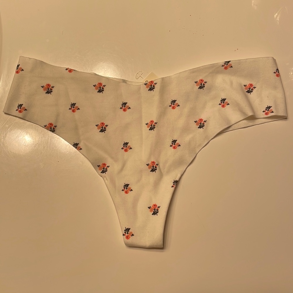 Aerie Thong